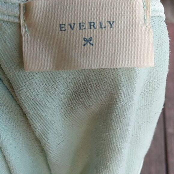 Everly Mint Green Textured Sleeveless Dress - Picture 8 of 9